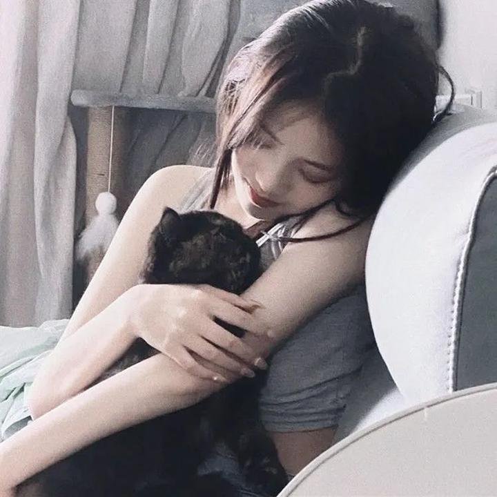 卡门与萝拉